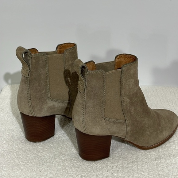MADEWELL The Regan Boot in Suede Leather Color Tan Size 6 - Picture 4 of 9